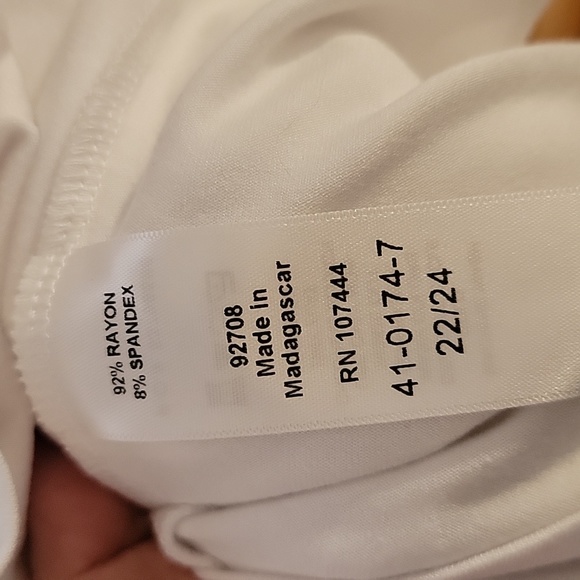 Jessica London, White, 3/4 sleeve, high quality tshirt, 22/24, great condition - Picture 5 of 6